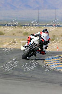 media/Feb-03-2024-SoCal Trackdays (Sat) [[767c60a41c]]/2-Turn 11 (10am)/